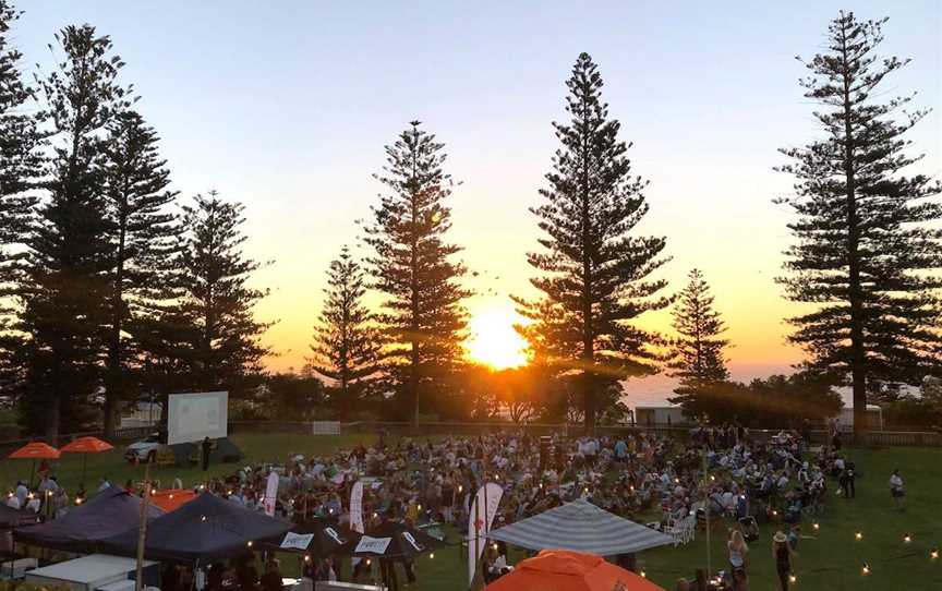 Cottesloe Civic Centre, Local Facilities in Cottesloe