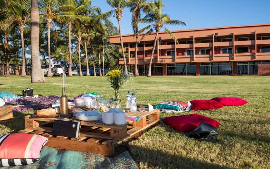 Civic Centre Gardens, Local Facilities in Port Hedland