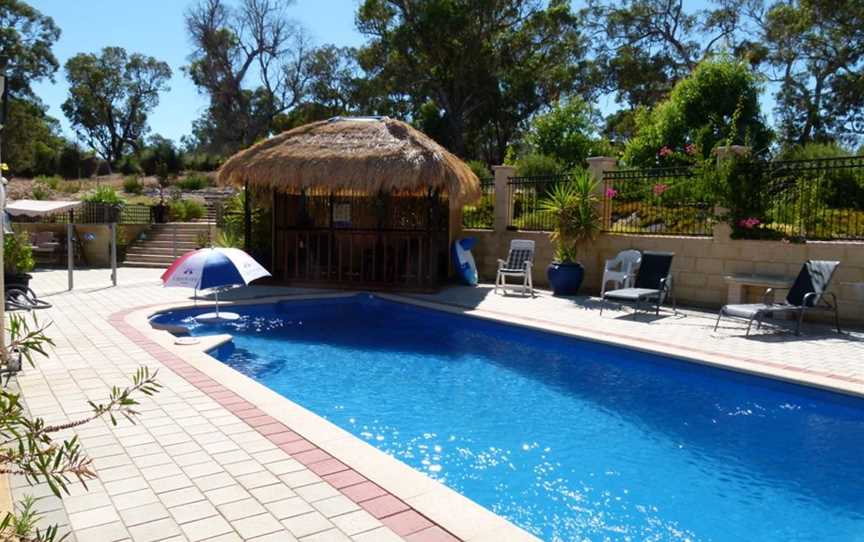 Large pool with Bali Gazebo