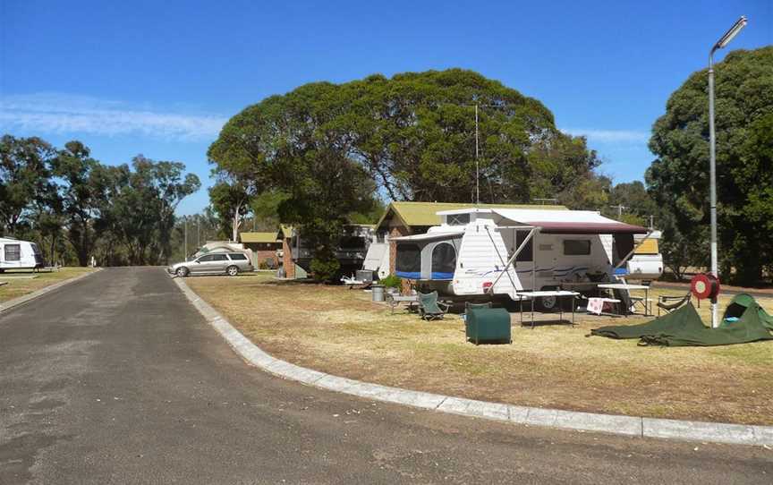 Flaxmill Caravan Park Boyup Brook, Accommodation in Boyup Brook