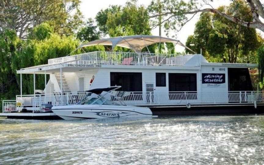 Boats and Bedzzz Houseboat Stays, Renmark, SA