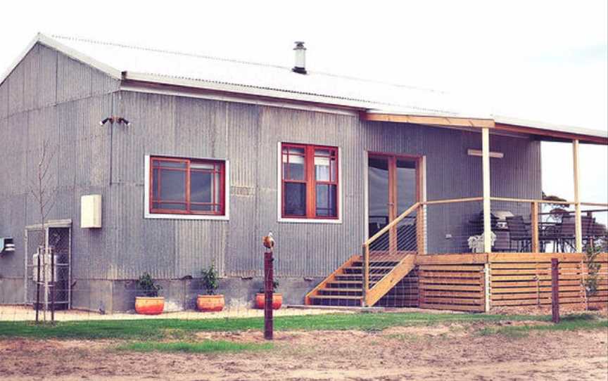 Redwing Farmstay, Weetulta, SA