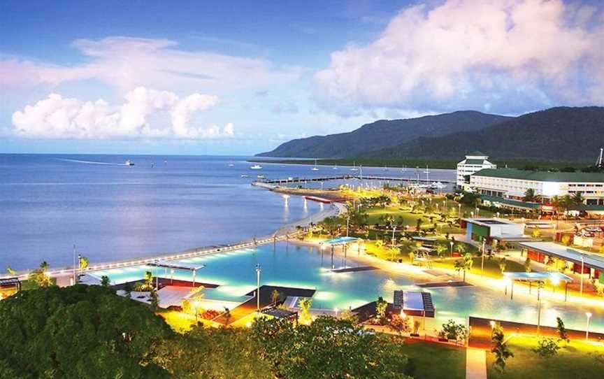 DoubleTree by Hilton Cairns, Cairns, QLD