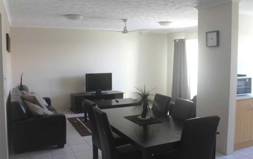 Burleigh Point Holiday Apartments, Miami, QLD