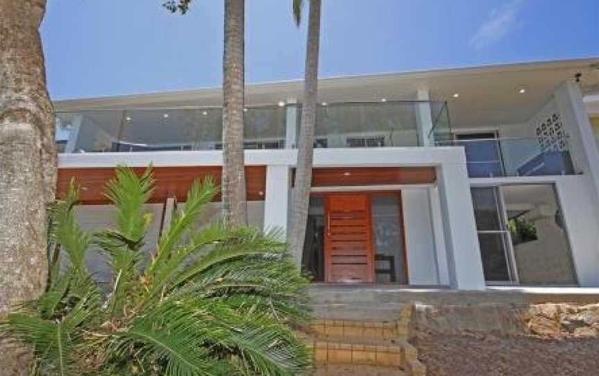 32 Barra Crescent, Coolum Beach. Bond 500, FOXTEL, WIFI, Linen Supplied, Accommodation in Coolum Beach