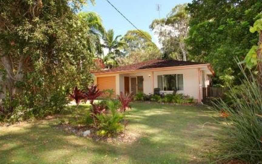 35 Santa Monica Avenue Coolum Beach, Pet Friendly, Linen Included, Coolum Beach, QLD