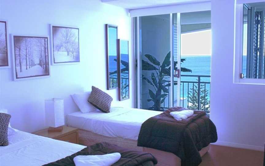 Indigo Blue, Accommodation in Burleigh Heads