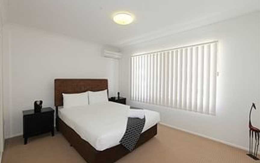 Alexandra Apartments, Svensson Heights, QLD