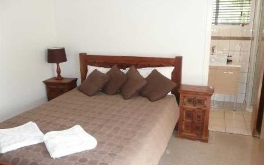 Beachside Holiday Units, Bowen, QLD