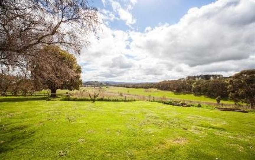 Sunnyside Cottage, Hesket, VIC