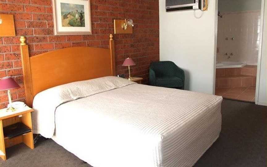 Abbotswood Motor Inn, Accommodation in Belmont