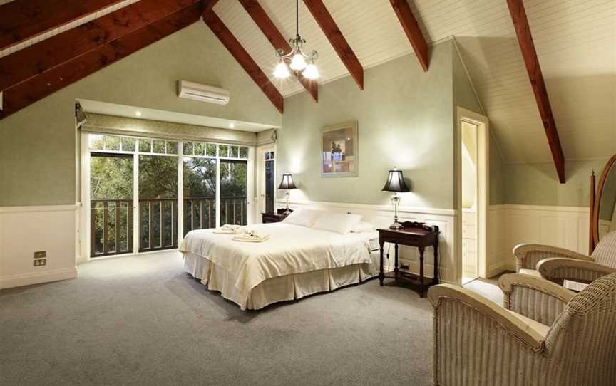 Lawson Lodge, Macedon, VIC