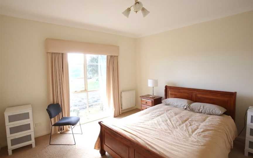 Farm Accommodation, Accommodation in Emerald