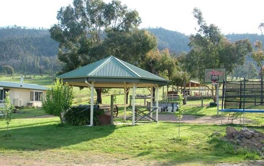 Halls on Falls Homestead, Strath Creek, VIC