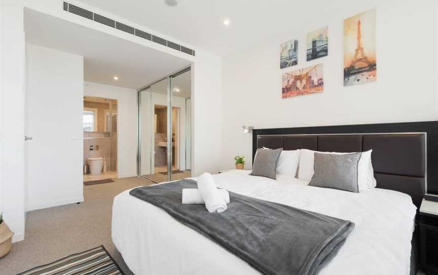 Morden Sleek Apartment in Heart of Macquarie Park, North Ryde, NSW