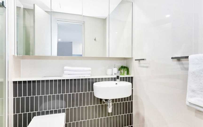 2 Bed Luxury apartment, Rosebery, NSW