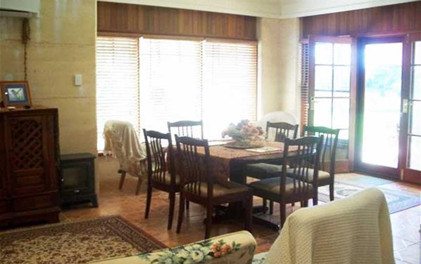 Canterbury Cottage, Accommodation in Northcliffe