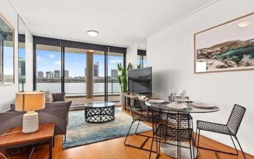 Resort style 2 bdrm in Homebush with bay views -57 BEN, Wentworth Point, NSW