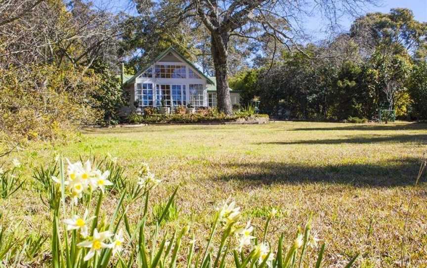 Bygone Beautys Cottages - Bronte Cottage, Bullaburra, NSW