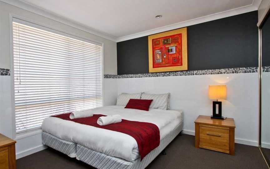 Jesmond Executive Villas, Jesmond, NSW