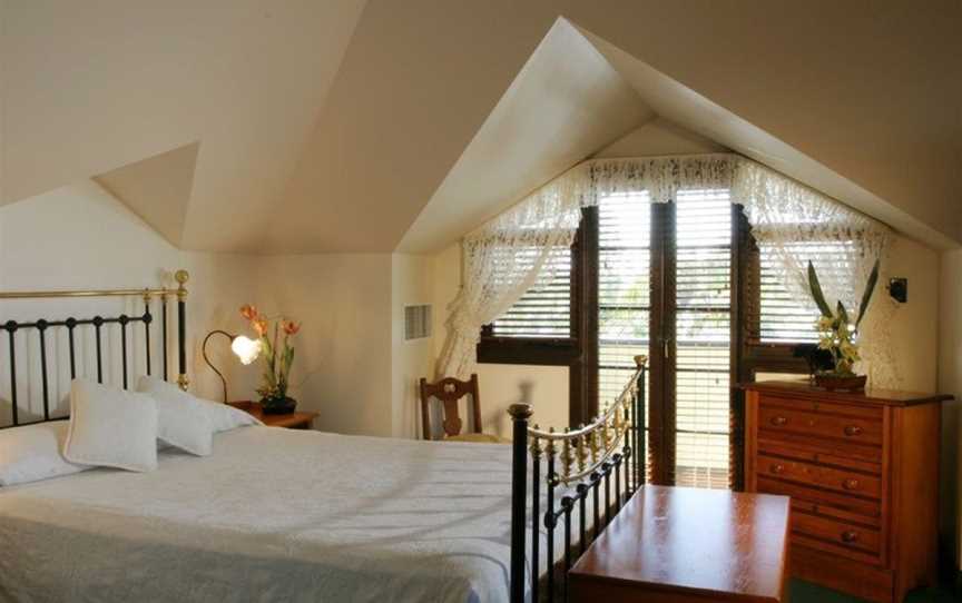 Ballina Manor Boutique Hotel, Accommodation in Ballina