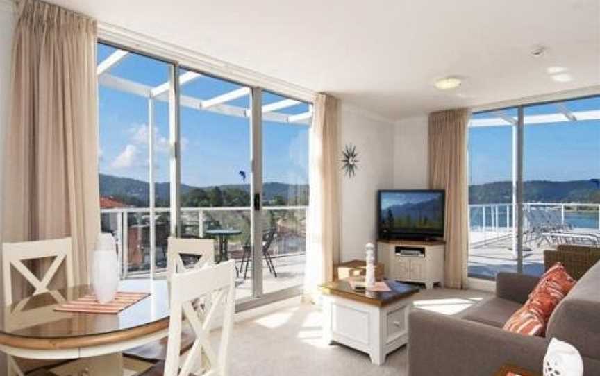 Bella Mare - 2 Bedroom Ocean View Terrace Apt, Ettalong Beach, NSW