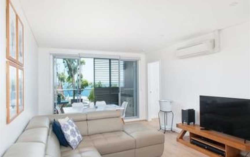 The Shoal Apartments, Unit 305/4-8 Bullecourt Street, Shoal Bay, NSW