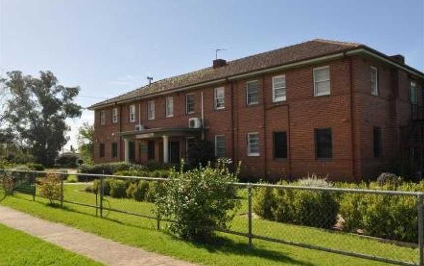 Elm and Wren Guesthouse, Cootamundra, NSW