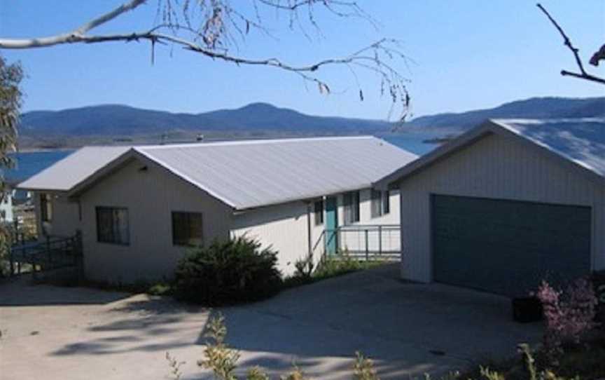 Naturescape - Holiday Apartment, Jindabyne, NSW