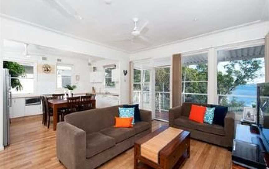 Bagnalls Beach House, 3 Burbong Street, Corlette, NSW