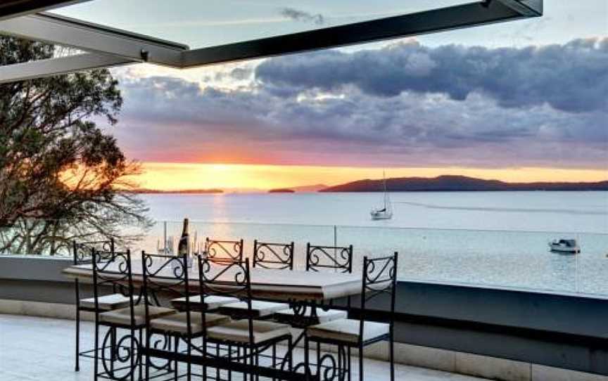 Amarna Luxury Beach Resort, Accommodation in Nelson Bay