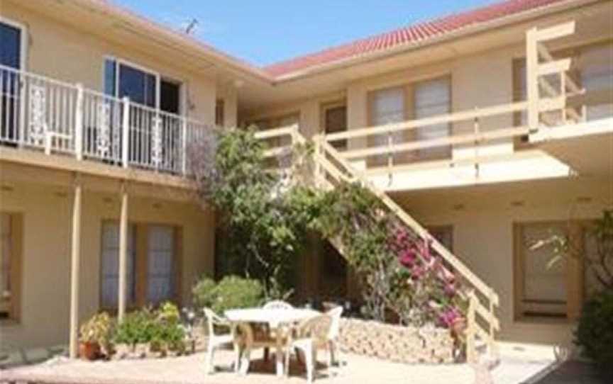 Allenby Court Holiday Units, Accommodation in Henley Beach