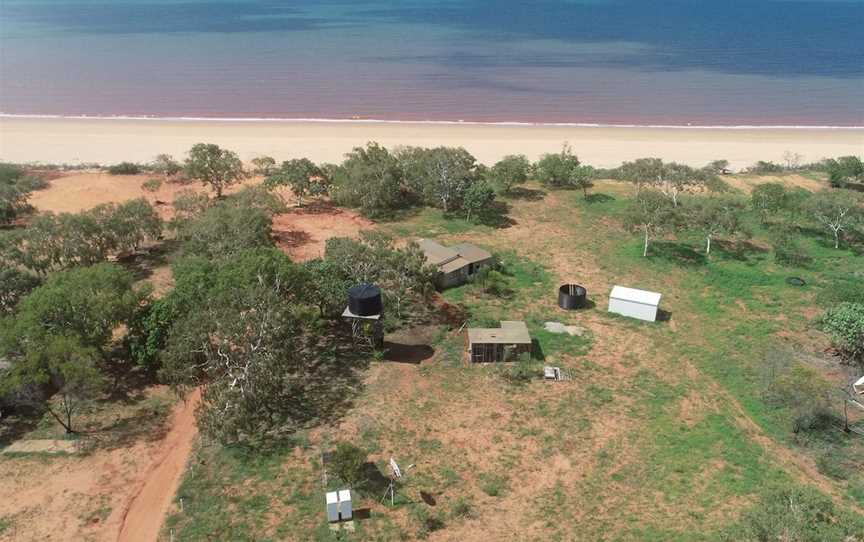 Smithy's Seaside Adventures, Accommodation in Dampier Peninsula