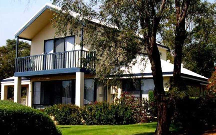 Bayside Villas, Accommodation in Walpole - Suburb