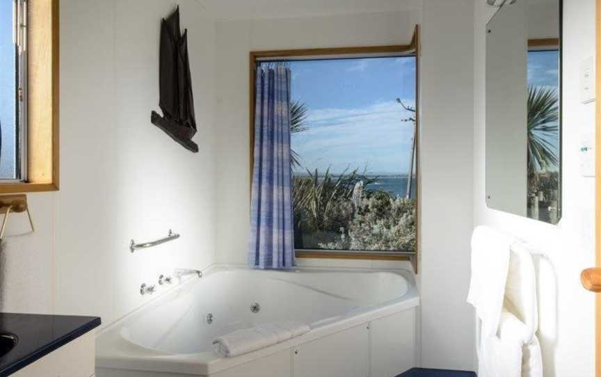 Kaka Point Spa Accommodation - Catlins, Kaka Point, New Zealand