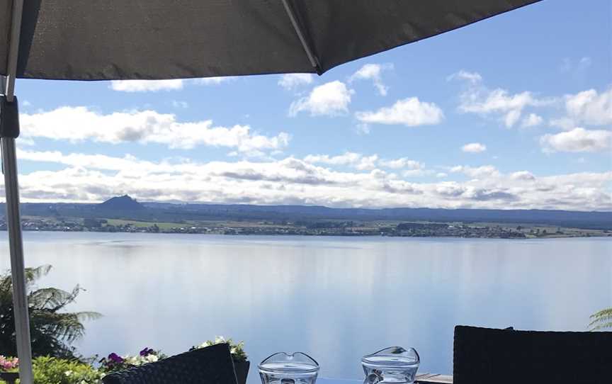 Serenity On Wakeman, Taupo, New Zealand