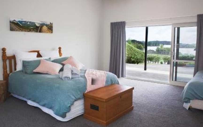 Raglan Harbour Getaway, Raglan, New Zealand