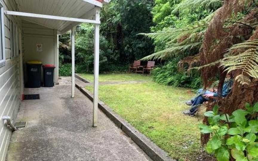 House with a view lots of space and a hot tub, Greymouth, New Zealand