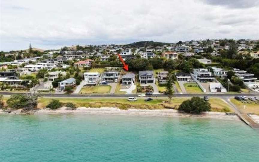 Soleil on Omana - Omana Beach Holiday Home, Omiha, New Zealand