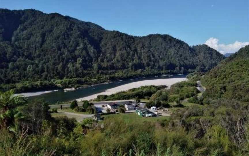 Berlins cafe, bar and backpackers, Crushington, New Zealand