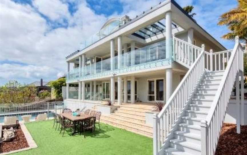 Magnificent Harbour View Villa In Orakei, Eden Terrace, New Zealand