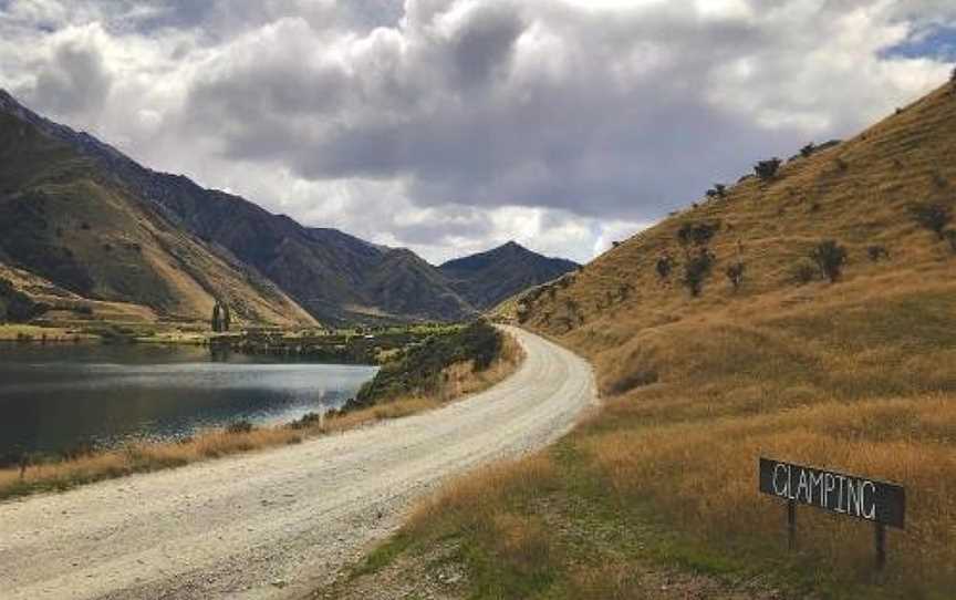 Glam camping Queenstown, Argyle Hill, New Zealand