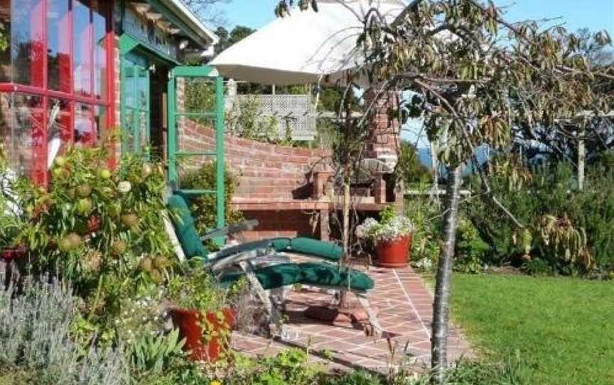 Bethells Beach Cottages, Piha, New Zealand