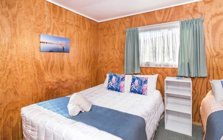 Motutere Bay TOP 10 Holiday Park, Waitahanui, New Zealand