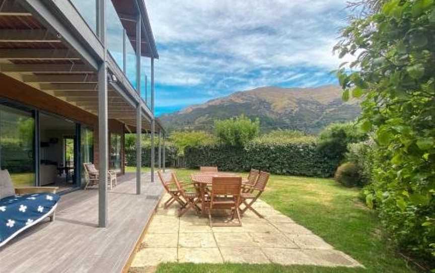 Stunning Panoramic Lake Hawea Views 5 Bedrooms, Lake Hawea, New Zealand