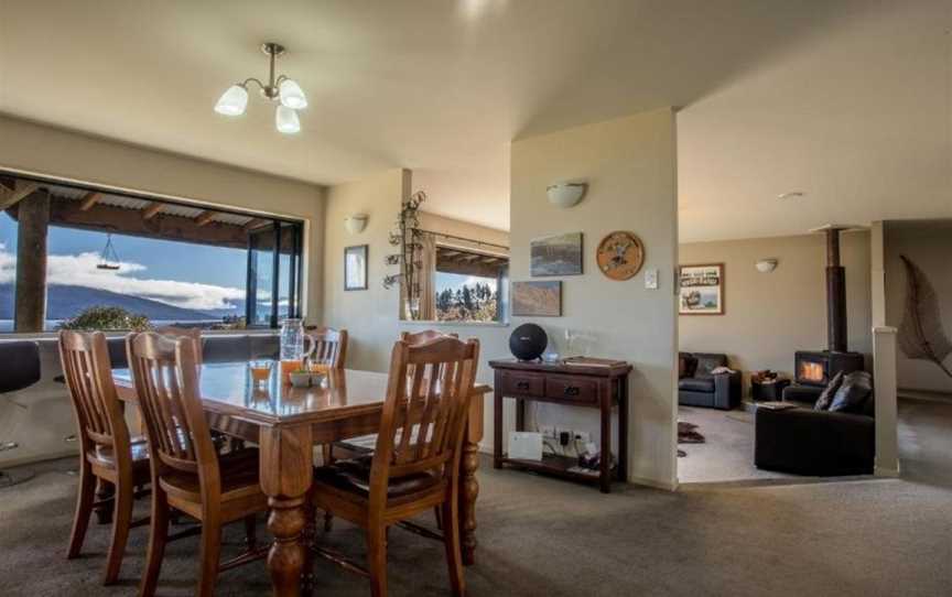 Loch Vista Lake View Villa Accommodation, Te Anau, New Zealand