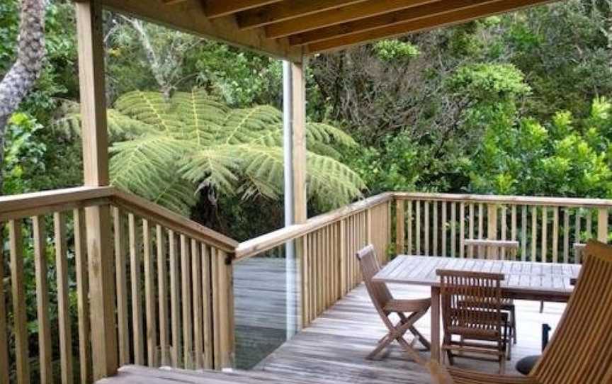 Tiromoana - Mathesons Bay Holiday Home, Matakana, New Zealand