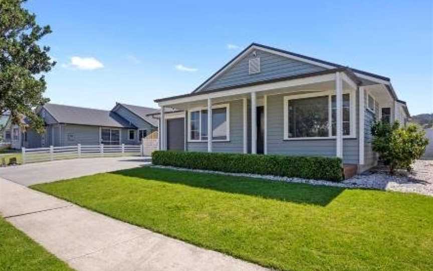 Sky Blue Retreat - Waihi Beach Holiday Home, Waihi Beach, New Zealand