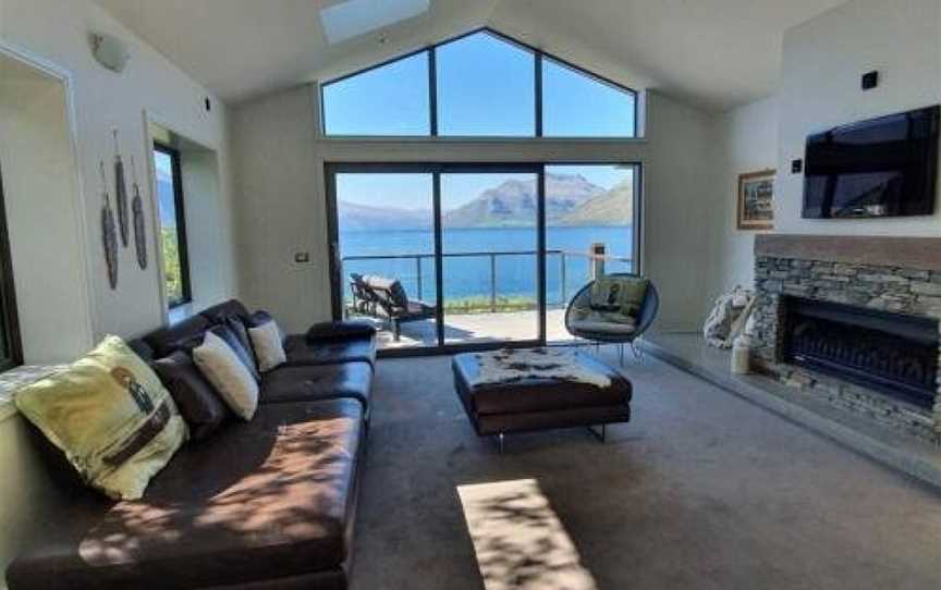 Private Retreat - Stunning Lake & Mountain Views, Argyle Hill, New Zealand