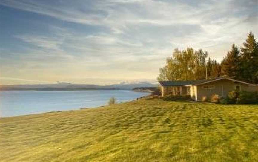 Pukaki Lakeside Getaway NZ, Burkes Pass, New Zealand